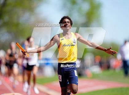 Thumbnail 3 in CHSAA Finals 5A (4x800 Relay) photogallery.