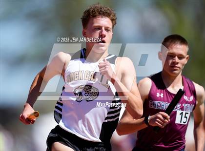 Thumbnail 2 in CHSAA Finals 5A (4x800 Relay) photogallery.