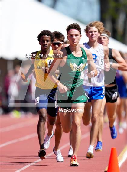 Thumbnail 2 in CHSAA Finals 5A (4x800 Relay) photogallery.