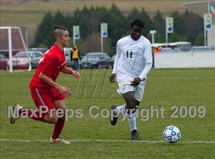 Thumbnail 3 in Grover Cleveland vs. Center Moriches (NYSPHSAA Class B Semifinal) photogallery.
