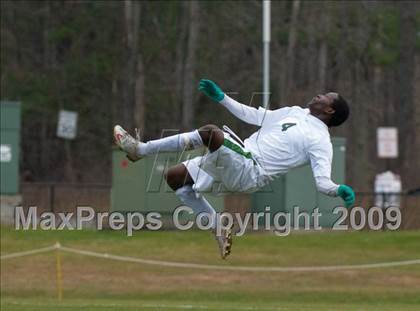 Thumbnail 3 in Grover Cleveland vs. Center Moriches (NYSPHSAA Class B Semifinal) photogallery.