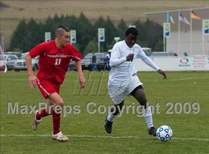 Thumbnail 1 in Grover Cleveland vs. Center Moriches (NYSPHSAA Class B Semifinal) photogallery.