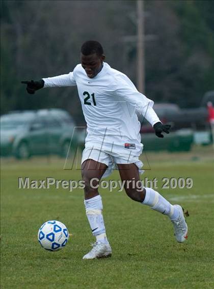 Thumbnail 2 in Grover Cleveland vs. Center Moriches (NYSPHSAA Class B Semifinal) photogallery.