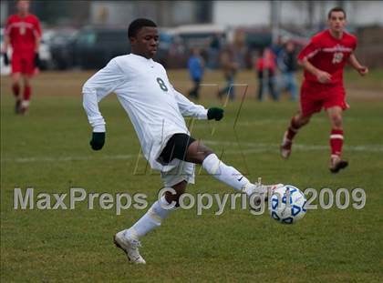 Thumbnail 2 in Grover Cleveland vs. Center Moriches (NYSPHSAA Class B Semifinal) photogallery.