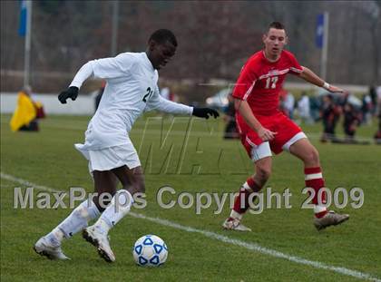 Thumbnail 2 in Grover Cleveland vs. Center Moriches (NYSPHSAA Class B Semifinal) photogallery.