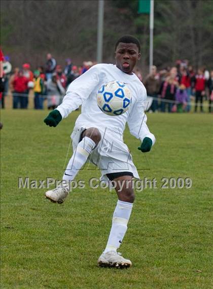 Thumbnail 2 in Grover Cleveland vs. Center Moriches (NYSPHSAA Class B Semifinal) photogallery.