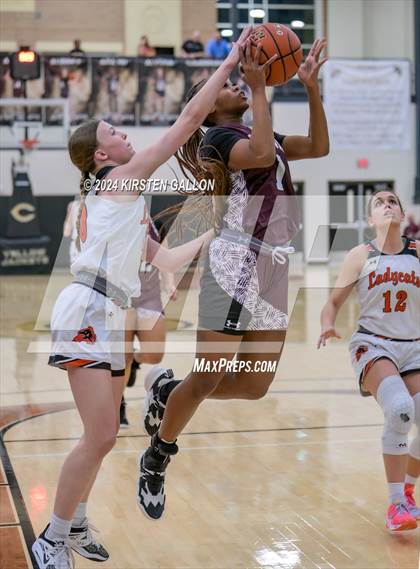 Thumbnail 2 in Mansfield Timberview vs. Aledo (UIL Basketball 5A Area) photogallery.