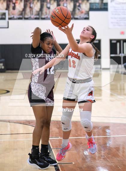 Thumbnail 2 in Mansfield Timberview vs. Aledo (UIL Basketball 5A Area) photogallery.