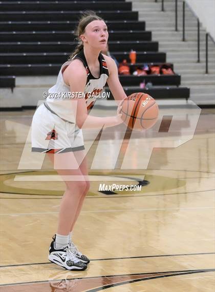 Thumbnail 1 in Mansfield Timberview vs. Aledo (UIL Basketball 5A Area) photogallery.