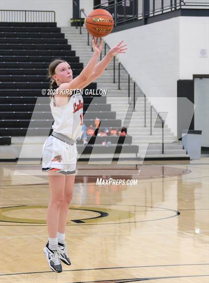Thumbnail 2 in Mansfield Timberview vs. Aledo (UIL Basketball 5A Area) photogallery.