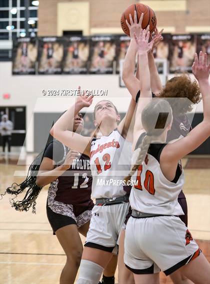 Thumbnail 3 in Mansfield Timberview vs. Aledo (UIL Basketball 5A Area) photogallery.