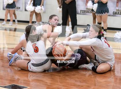 Thumbnail 2 in Mansfield Timberview vs. Aledo (UIL Basketball 5A Area) photogallery.