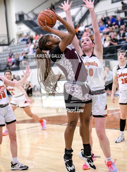 Thumbnail 2 in Mansfield Timberview vs. Aledo (UIL Basketball 5A Area) photogallery.