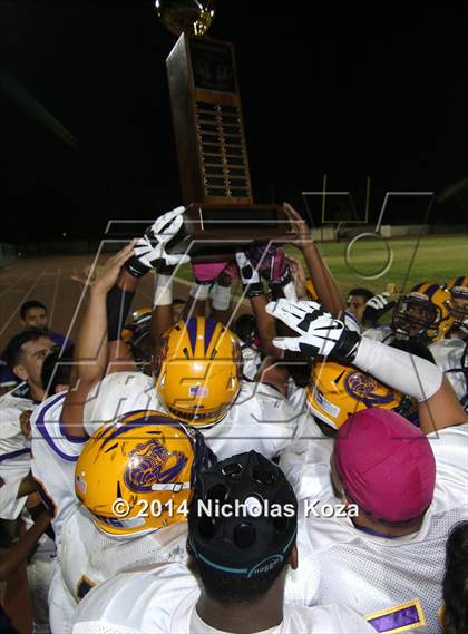 Thumbnail 1 in Lynwood vs. Firebaugh (City Classic)   photogallery.