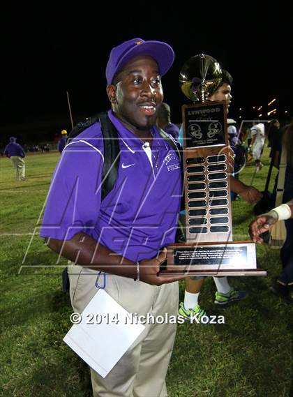 Thumbnail 3 in Lynwood vs. Firebaugh (City Classic)   photogallery.