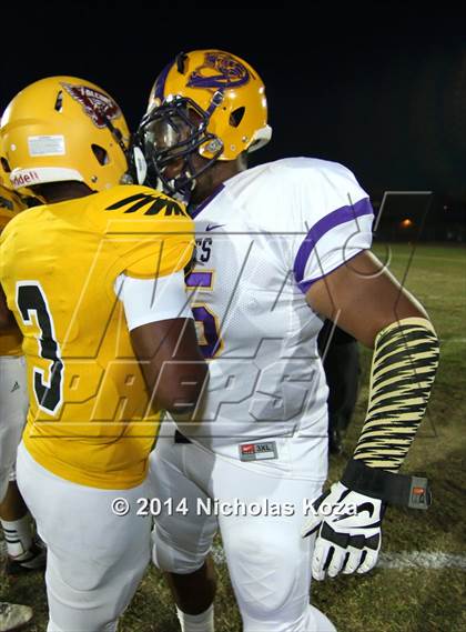 Thumbnail 1 in Lynwood vs. Firebaugh (City Classic)   photogallery.