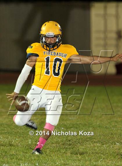 Thumbnail 2 in Lynwood vs. Firebaugh (City Classic)   photogallery.