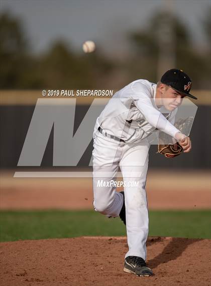 Thumbnail 3 in Mountain Vista vs. Arapahoe  photogallery.