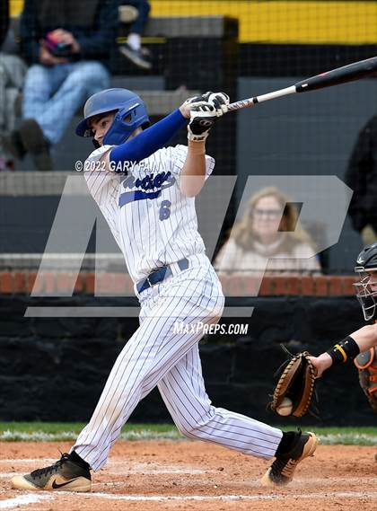 Thumbnail 2 in Sale Creek vs South Pittsburg photogallery.