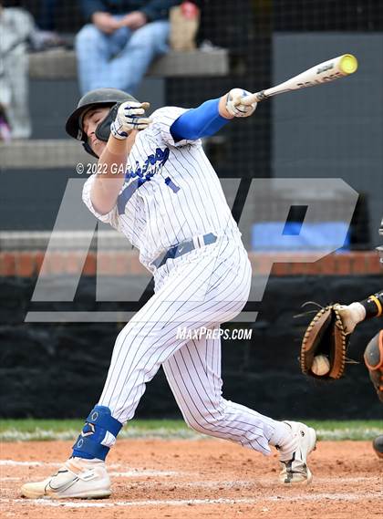 Thumbnail 3 in Sale Creek vs South Pittsburg photogallery.