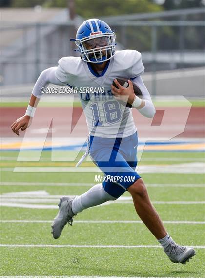 Thumbnail 1 in La Habra @ La Mirada photogallery.
