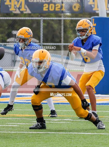 Thumbnail 1 in La Habra @ La Mirada photogallery.