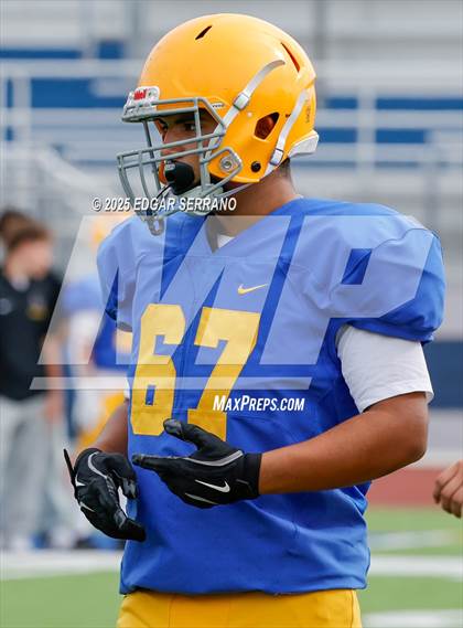 Thumbnail 3 in La Habra @ La Mirada photogallery.