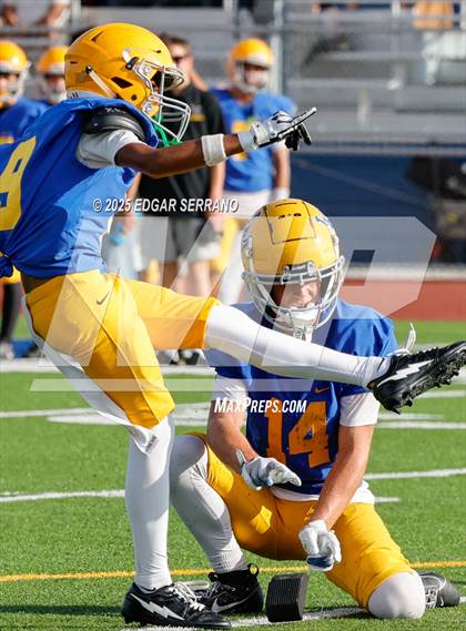 Thumbnail 2 in La Habra @ La Mirada photogallery.