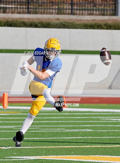 Thumbnail 3 in La Habra @ La Mirada photogallery.