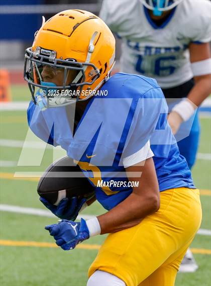 Thumbnail 3 in La Habra @ La Mirada photogallery.