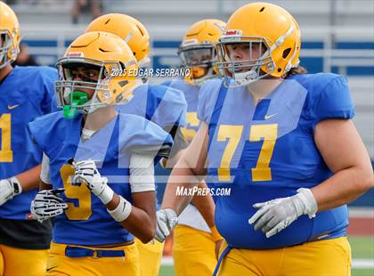 Thumbnail 2 in La Habra @ La Mirada photogallery.