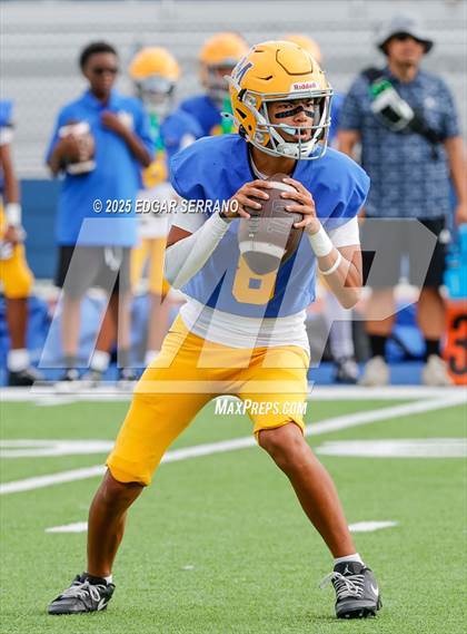 Thumbnail 3 in La Habra @ La Mirada photogallery.