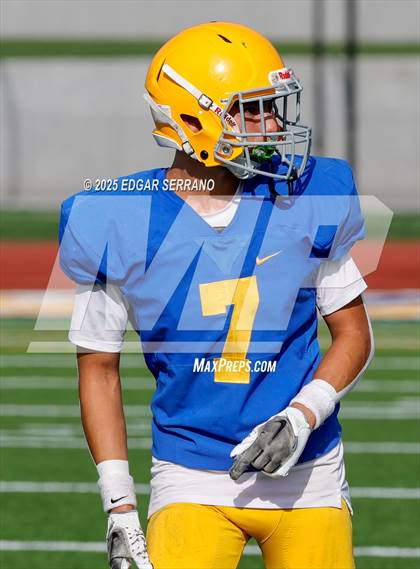 Thumbnail 2 in La Habra @ La Mirada photogallery.