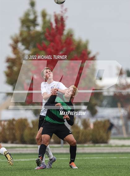 Thumbnail 3 in Century vs blackfoot (IHSAA 4A Quarterfinal) photogallery.