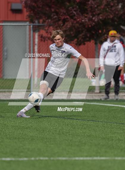 Thumbnail 2 in Century vs blackfoot (IHSAA 4A Quarterfinal) photogallery.