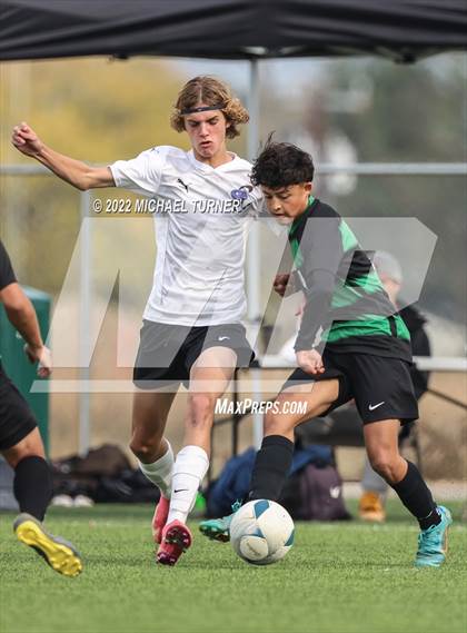 Thumbnail 2 in Century vs blackfoot (IHSAA 4A Quarterfinal) photogallery.