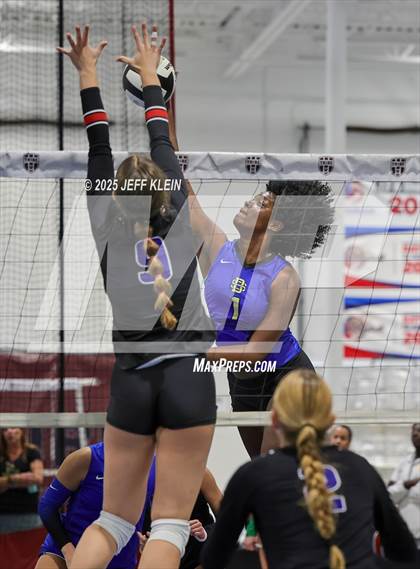 Thumbnail 2 in King's Academy vs Divine Savior Academy (South Florida Showdown) photogallery.