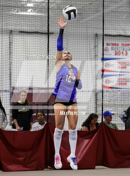 Thumbnail 2 in King's Academy vs Divine Savior Academy (South Florida Showdown) photogallery.