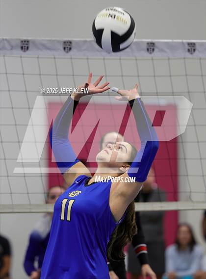 Thumbnail 2 in King's Academy vs Divine Savior Academy (South Florida Showdown) photogallery.