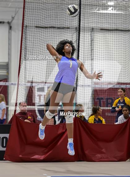 Thumbnail 1 in King's Academy vs Divine Savior Academy (South Florida Showdown) photogallery.