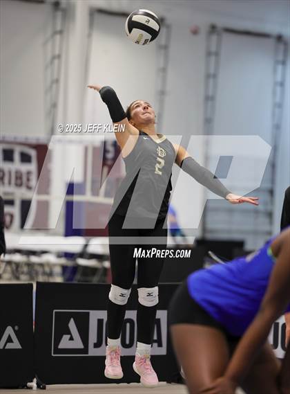 Thumbnail 3 in King's Academy vs Divine Savior Academy (South Florida Showdown) photogallery.