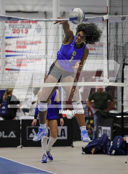 Thumbnail 1 in King's Academy vs Divine Savior Academy (South Florida Showdown) photogallery.