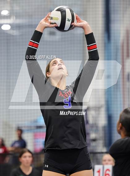 Thumbnail 1 in King's Academy vs Divine Savior Academy (South Florida Showdown) photogallery.