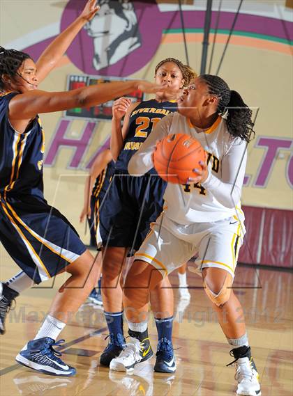 Thumbnail 3 in Bishop O'Dowd vs. Riverdale Baptist (Nike Tournament of Champions) photogallery.