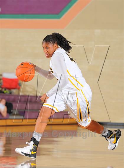 Thumbnail 2 in Bishop O'Dowd vs. Riverdale Baptist (Nike Tournament of Champions) photogallery.