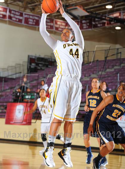 Thumbnail 2 in Bishop O'Dowd vs. Riverdale Baptist (Nike Tournament of Champions) photogallery.