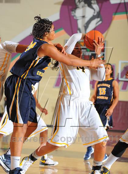 Thumbnail 1 in Bishop O'Dowd vs. Riverdale Baptist (Nike Tournament of Champions) photogallery.