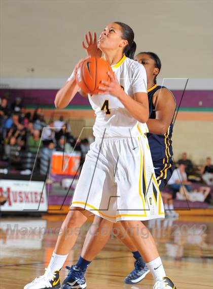 Thumbnail 2 in Bishop O'Dowd vs. Riverdale Baptist (Nike Tournament of Champions) photogallery.