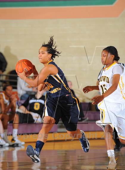 Thumbnail 1 in Bishop O'Dowd vs. Riverdale Baptist (Nike Tournament of Champions) photogallery.