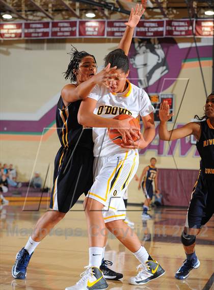 Thumbnail 1 in Bishop O'Dowd vs. Riverdale Baptist (Nike Tournament of Champions) photogallery.